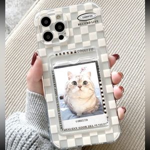Checkered Phone Case With Card Slot